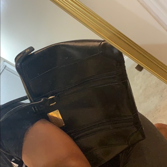 Bebe Tote (Black) - Picture 7 of 8